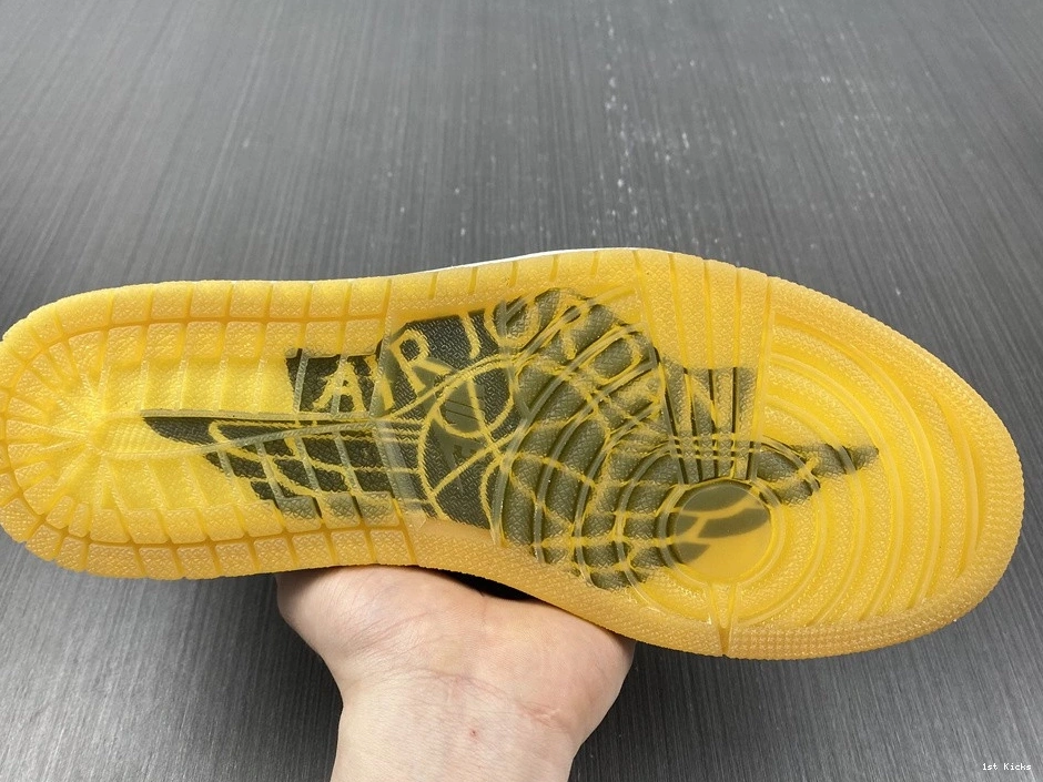 DH6932-100 Tiger - Jordan Year OG the 1 Low of 1103